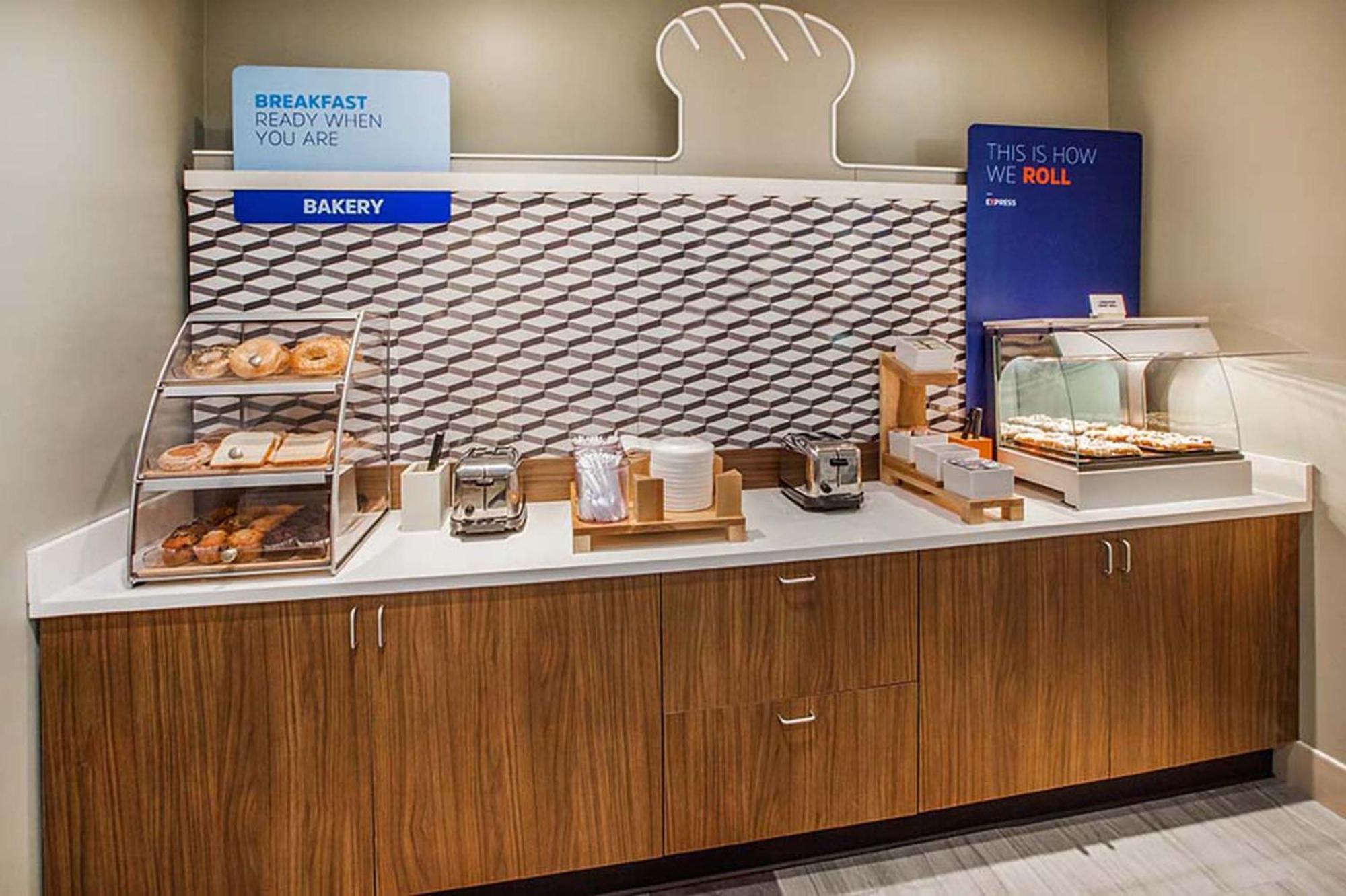 Holiday Inn Express & Suites Augusta W - Grovetown By Ihg Buitenkant foto
